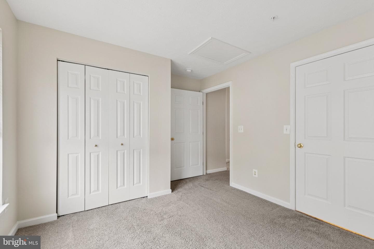5051 Marchwood Court #6j photo 30