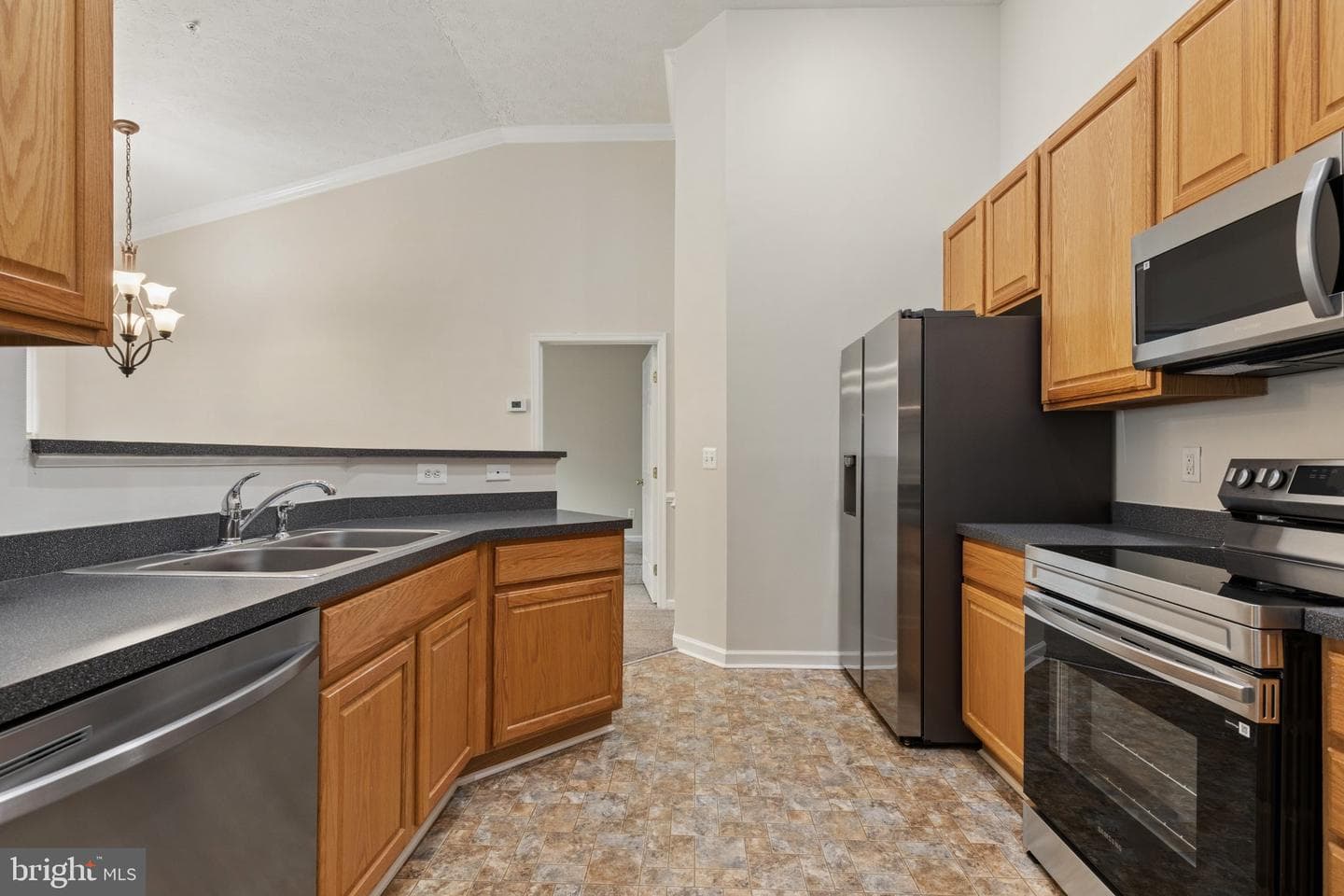 5051 Marchwood Court #6j photo 9