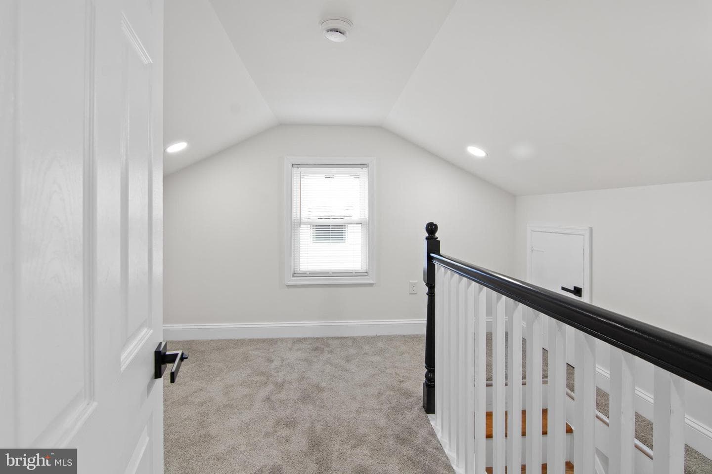 1727 Hilyard Road photo 24