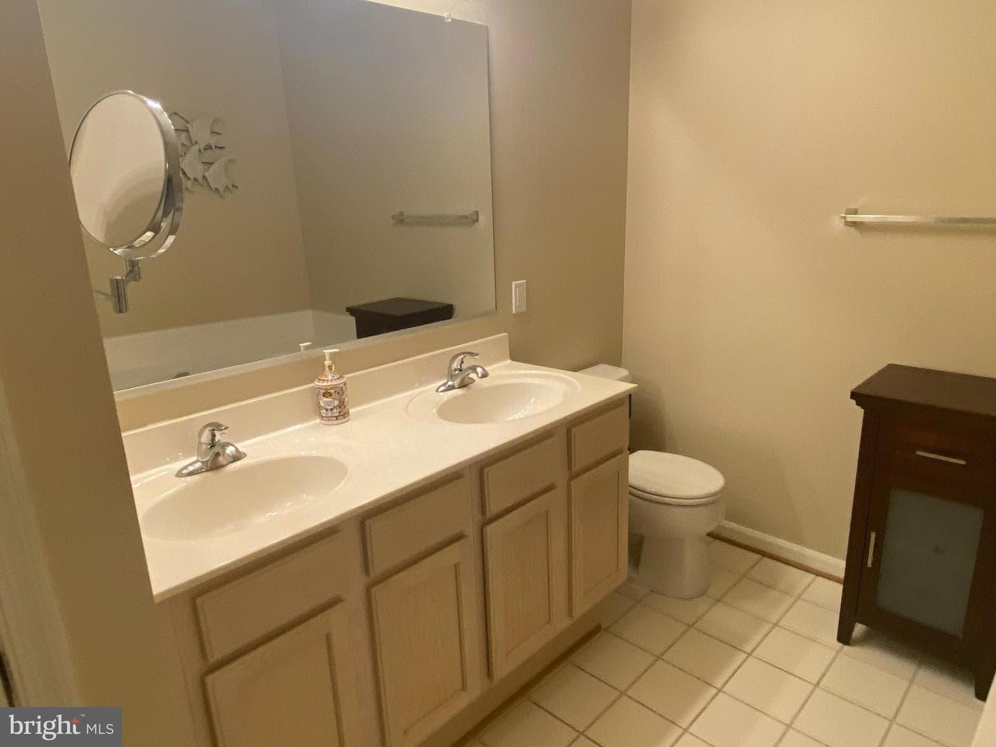 5001 Hollington Drive #202 photo 15