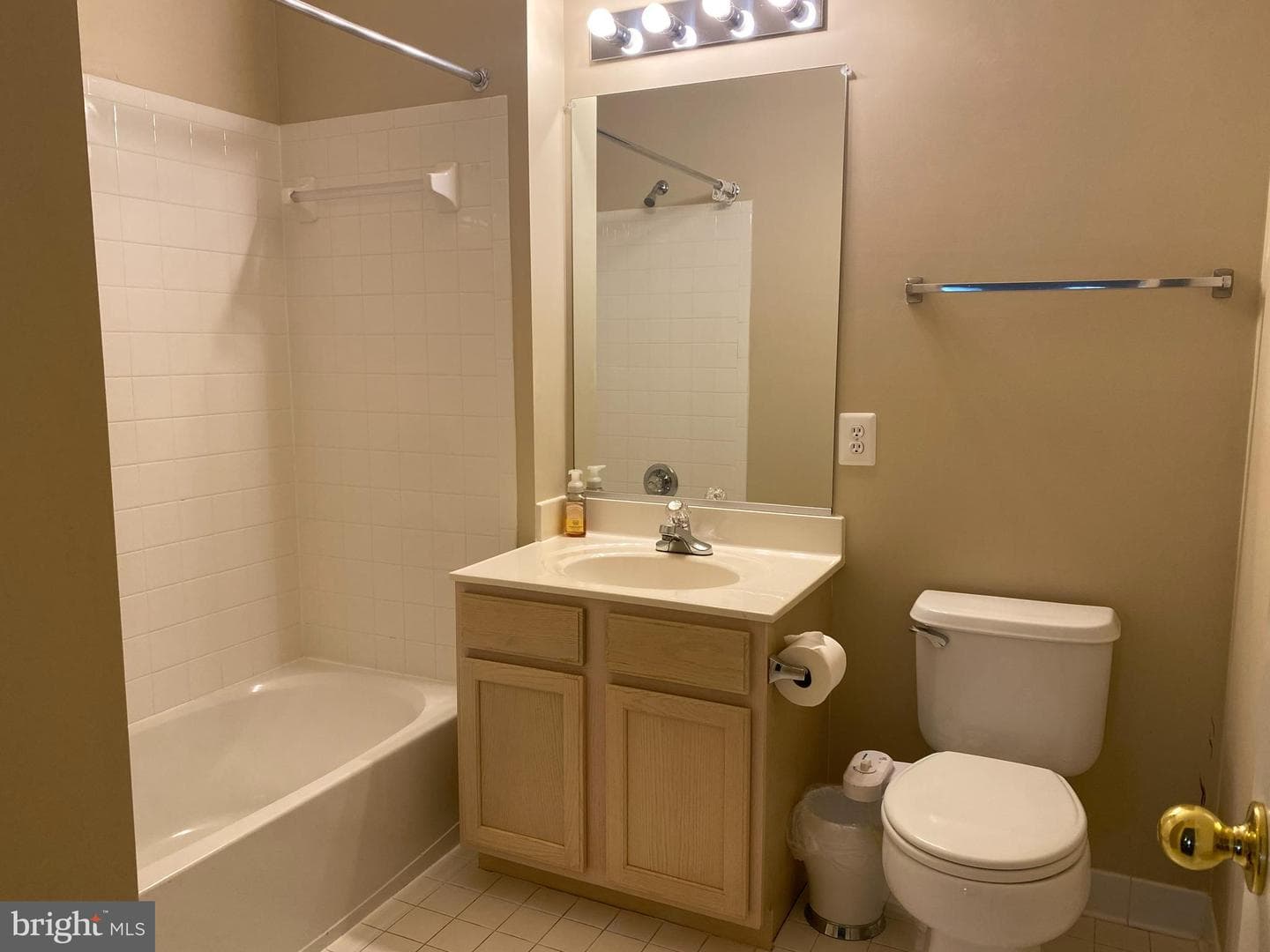 5001 Hollington Drive #202 photo 17
