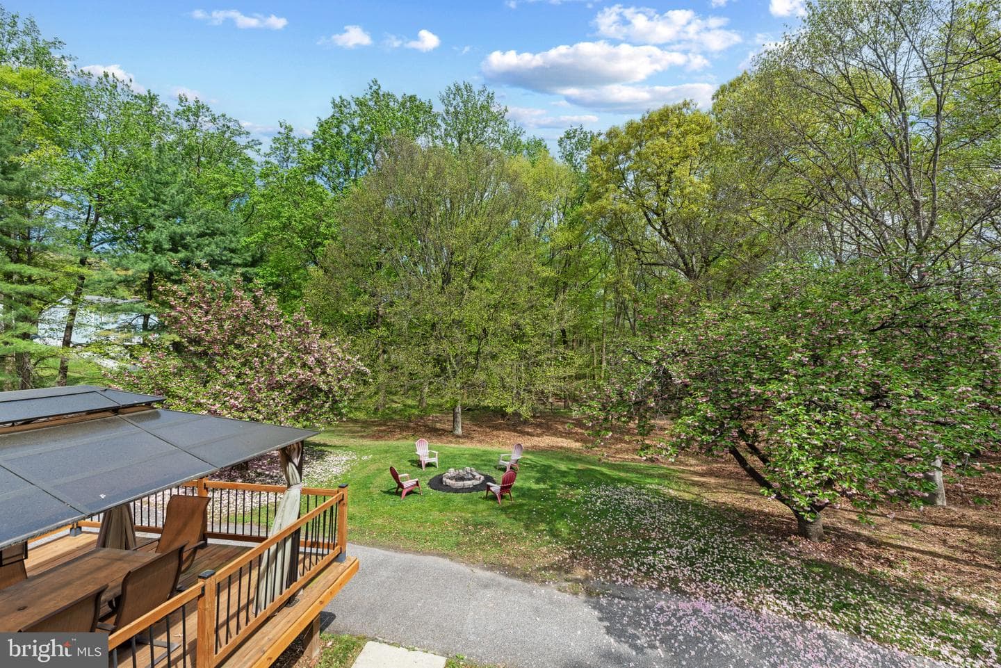 9668 Magledt Road photo 6