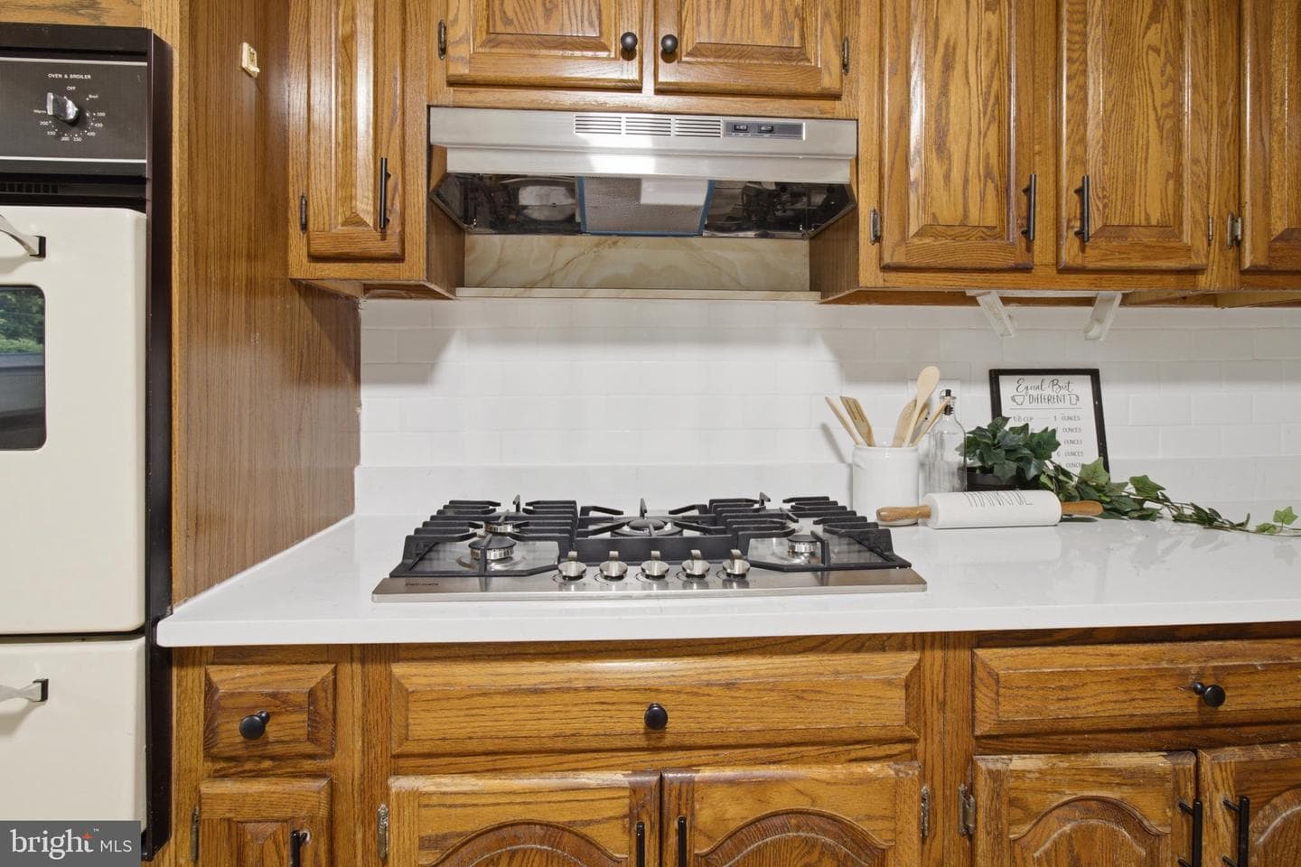 8302 Berkfield Road photo 16