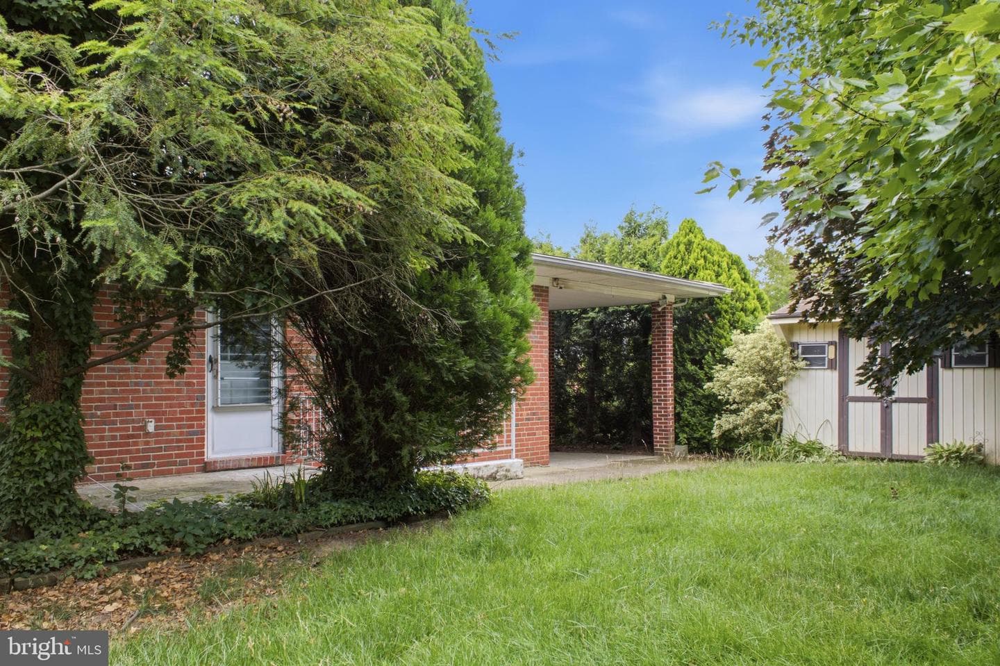 8302 Berkfield Road photo 45
