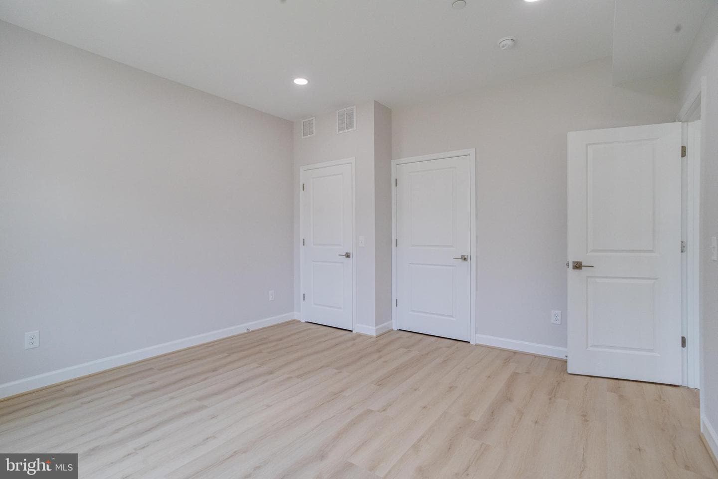 7547 Battle Grove Circle photo 36