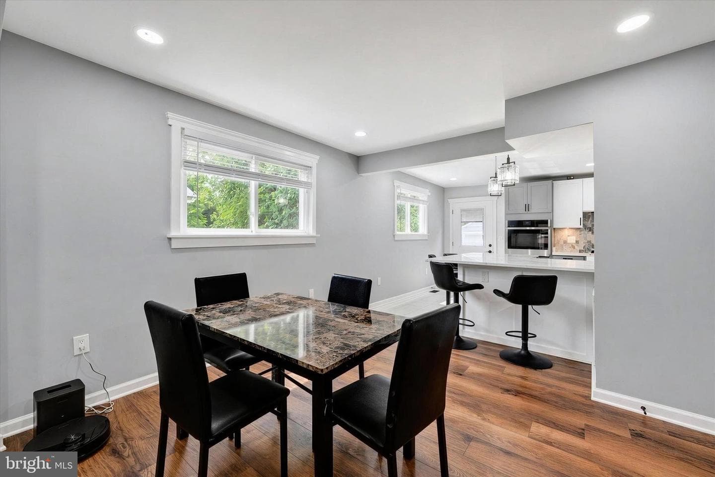 1806 Middleborough Road photo 8