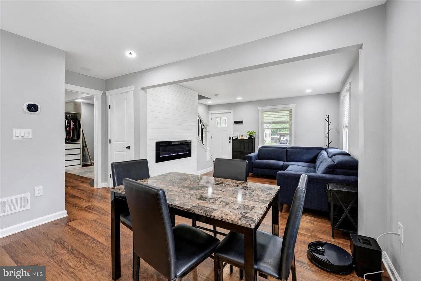 1806 Middleborough Road photo 9