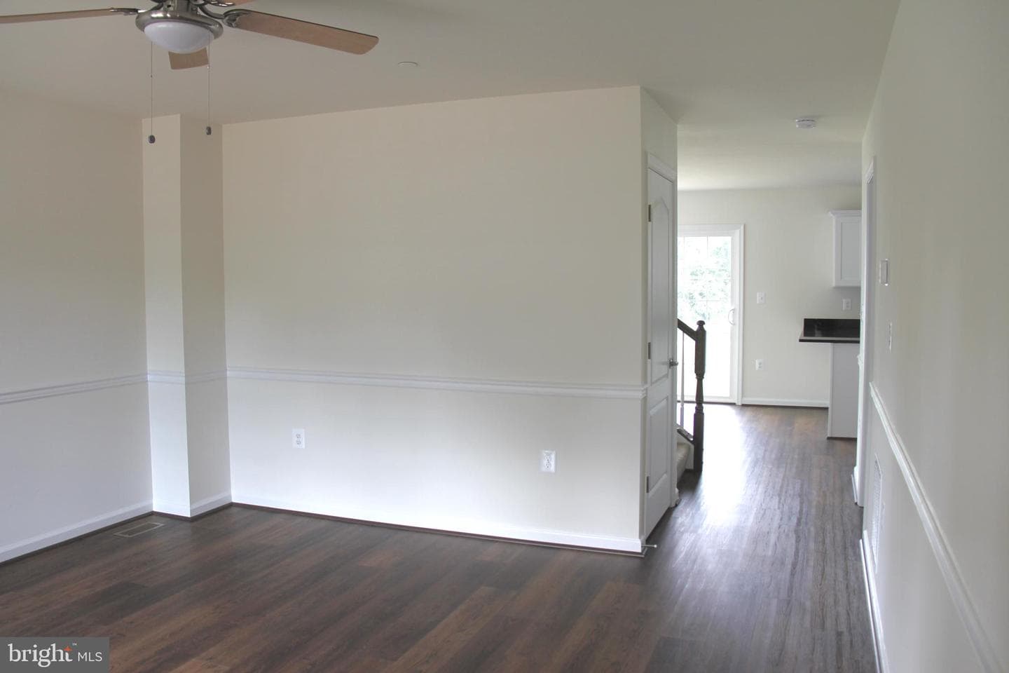 5948 Sunset Avenue photo 5
