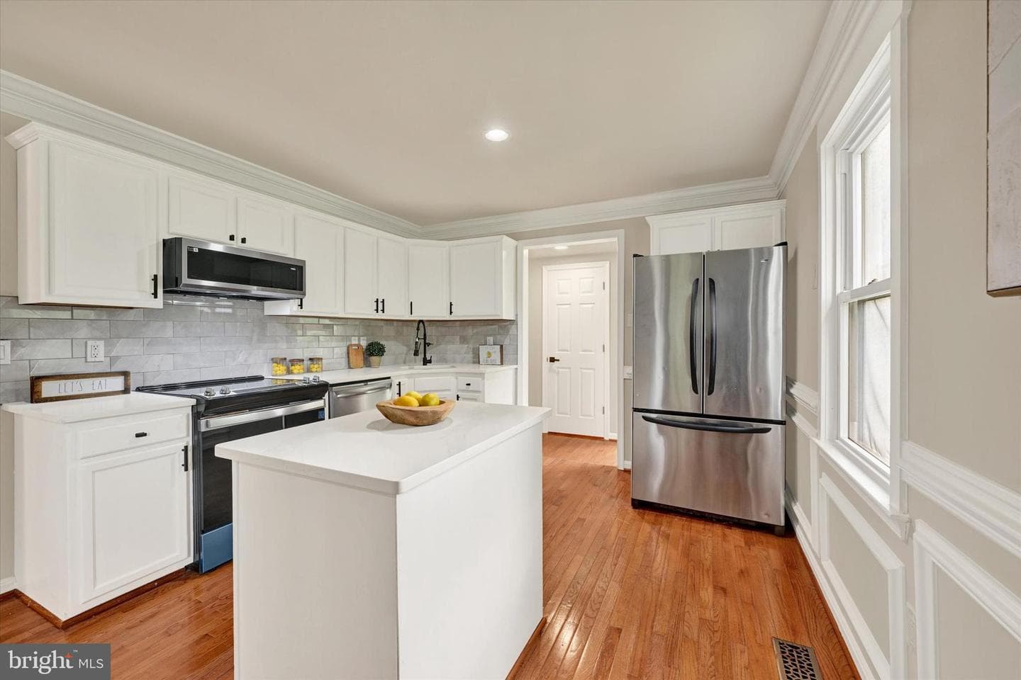2743 Ridge Road photo 12