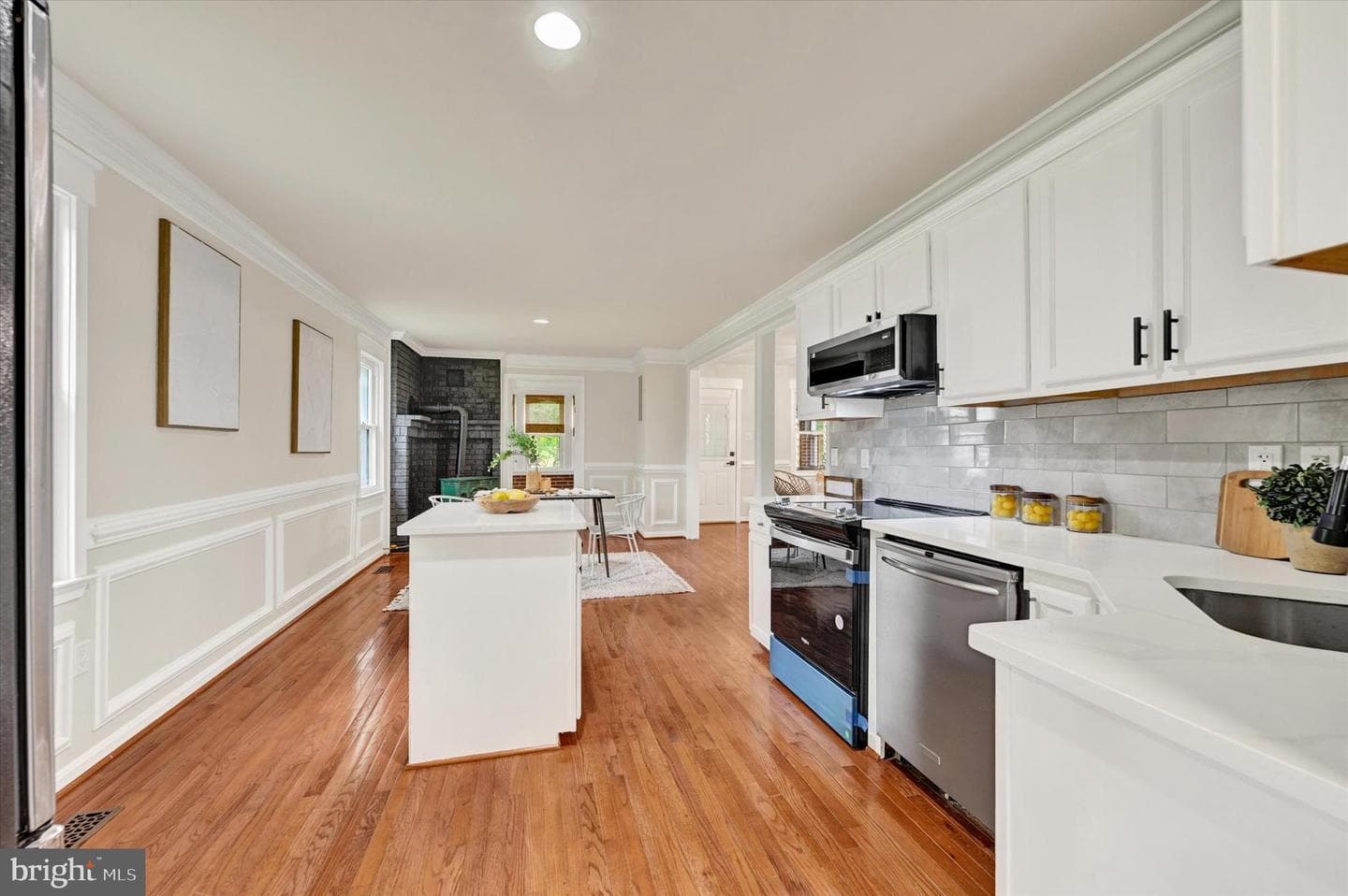 2743 Ridge Road photo 14