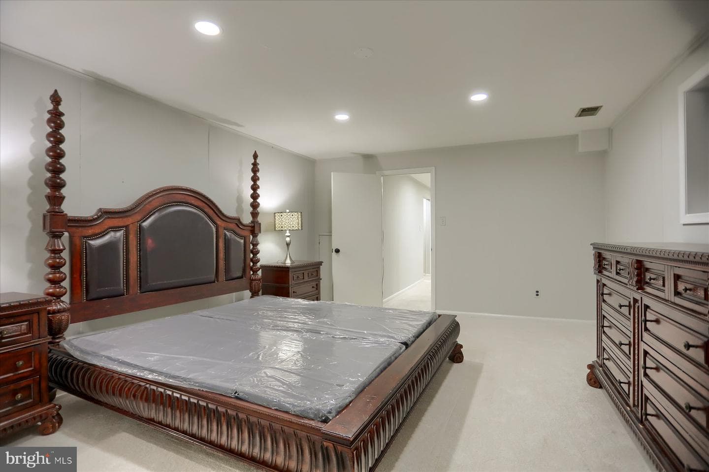 10902 Baronet Road photo 36