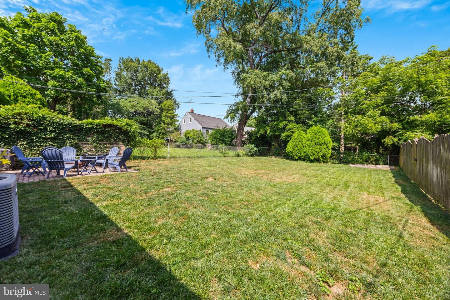 6401 Sharon photo 59
