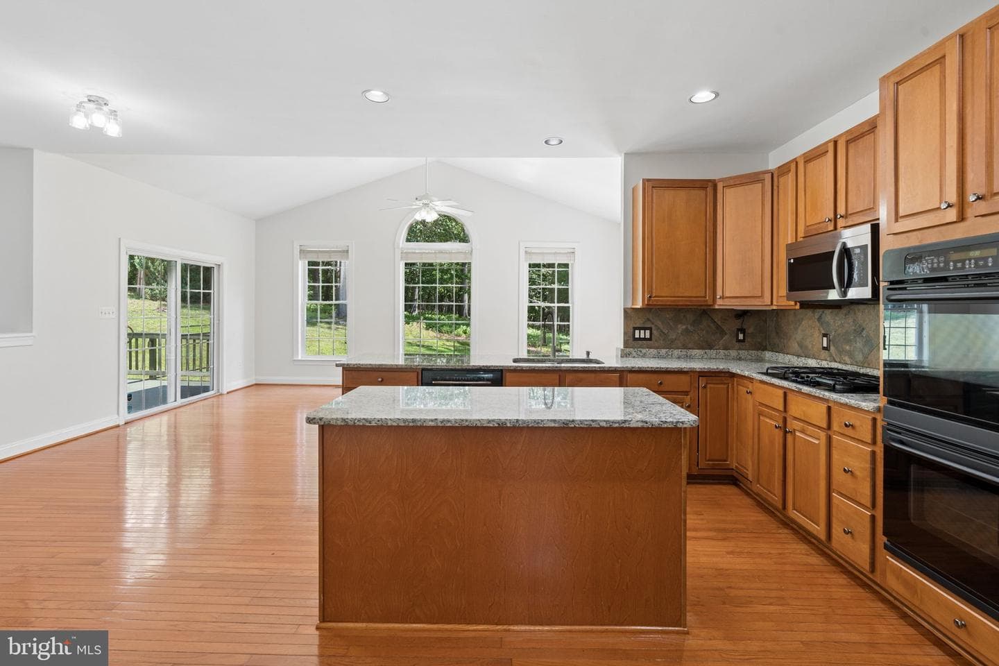 19109 Timothys Manor Court photo 15