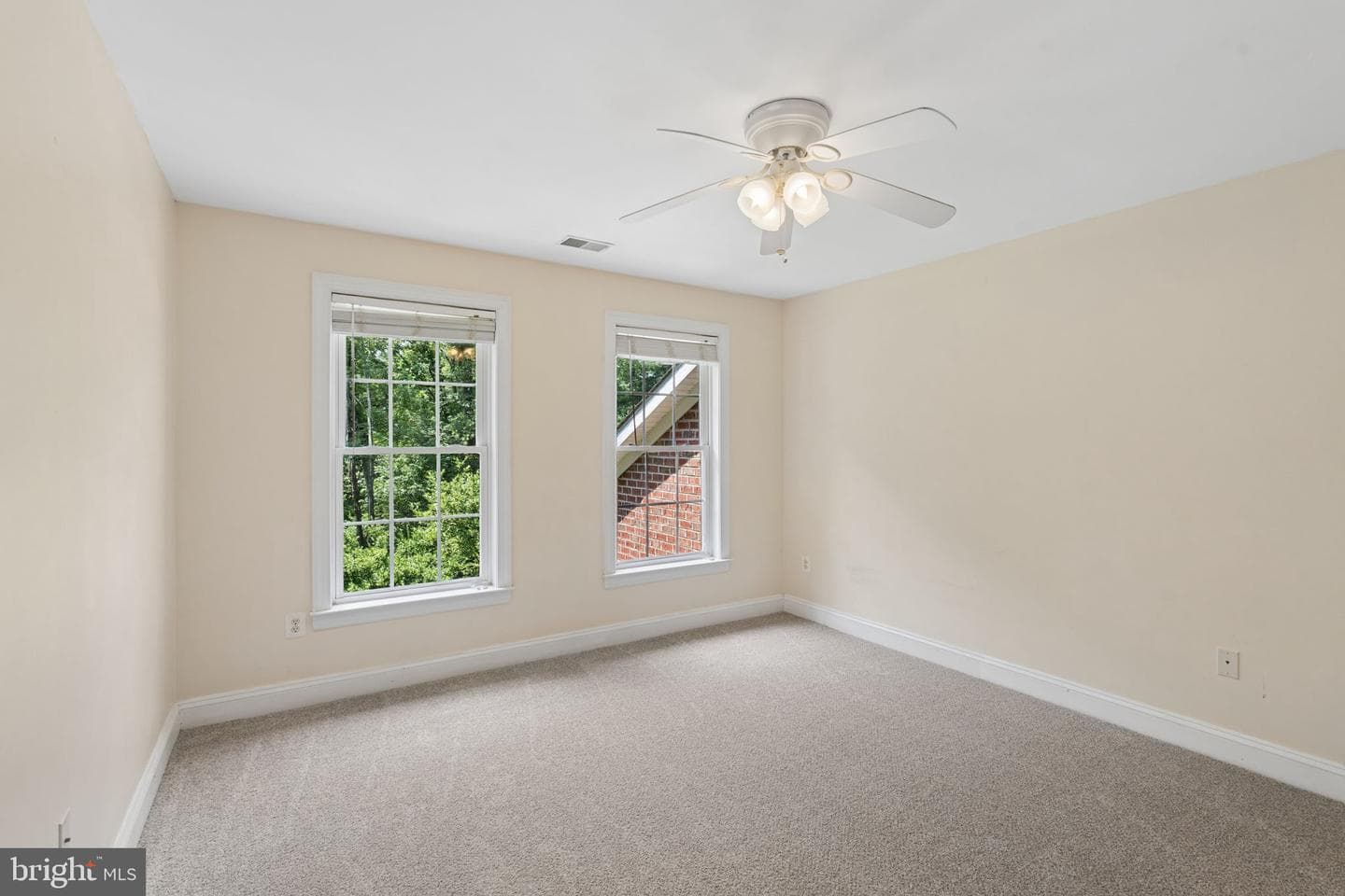 19109 Timothys Manor Court photo 34