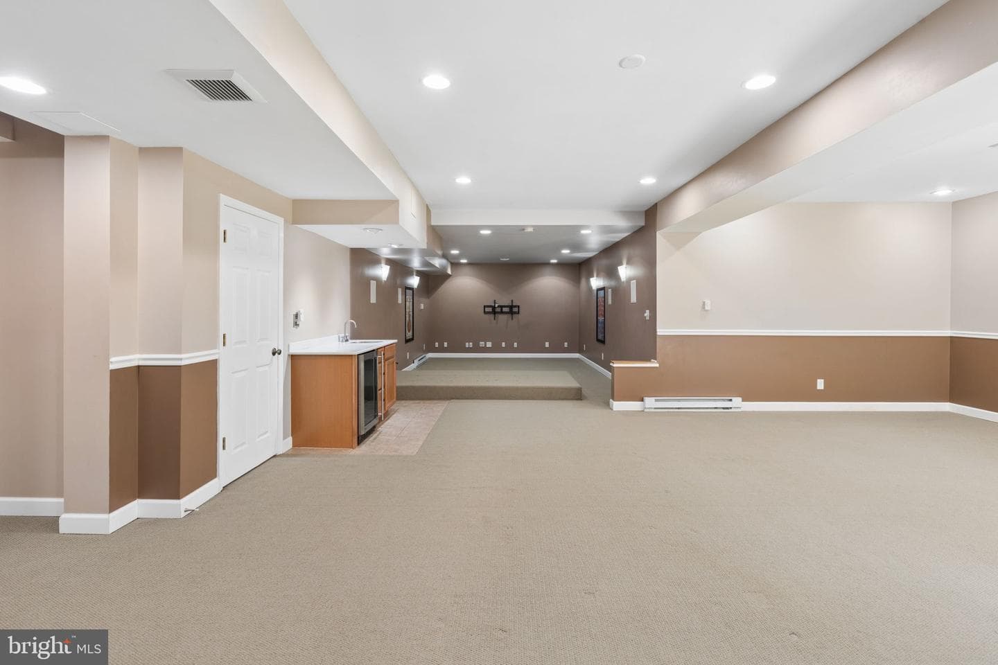 19109 Timothys Manor Court photo 50