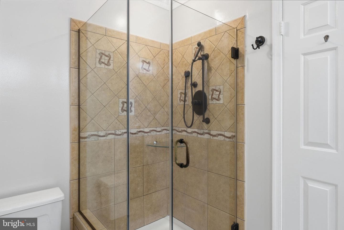 529 Chatterton Road photo 31