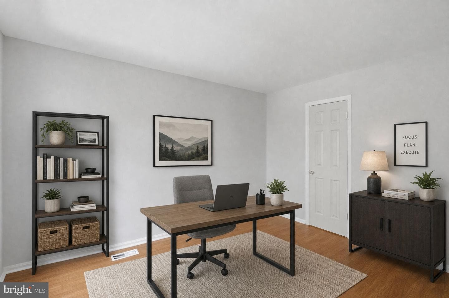 529 Chatterton Road photo 8
