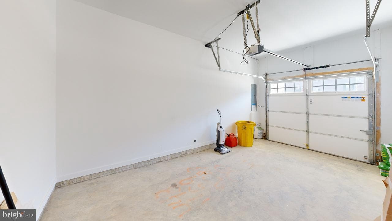 11267 Davisar Road #105 photo 14