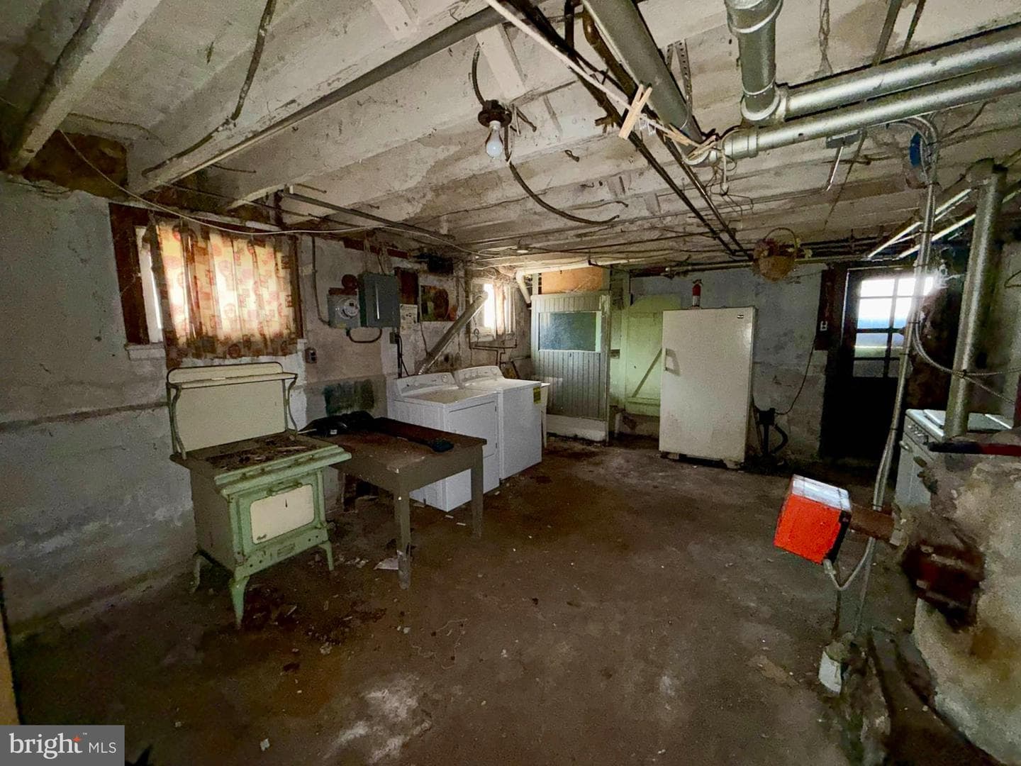 238 Baltimore Ave photo 12