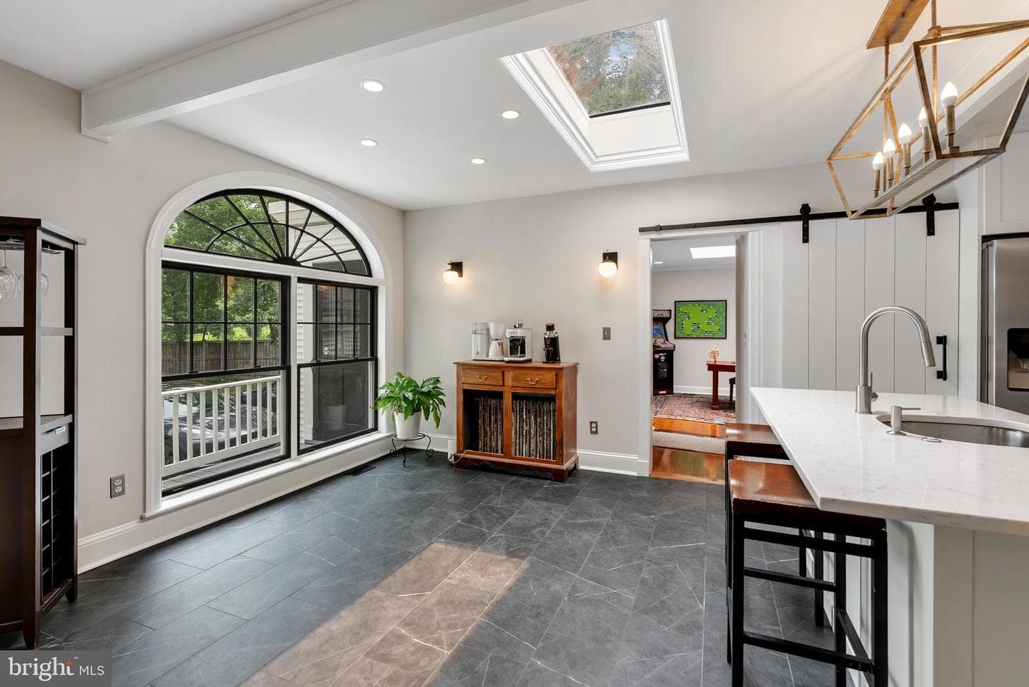 1600 W Joppa Road photo 19