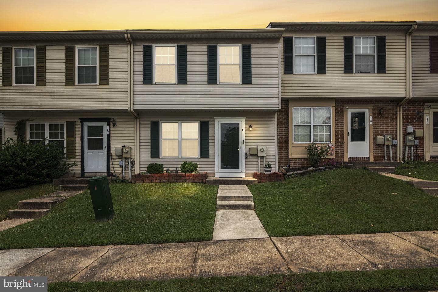 8 London Perry Court, Middle River