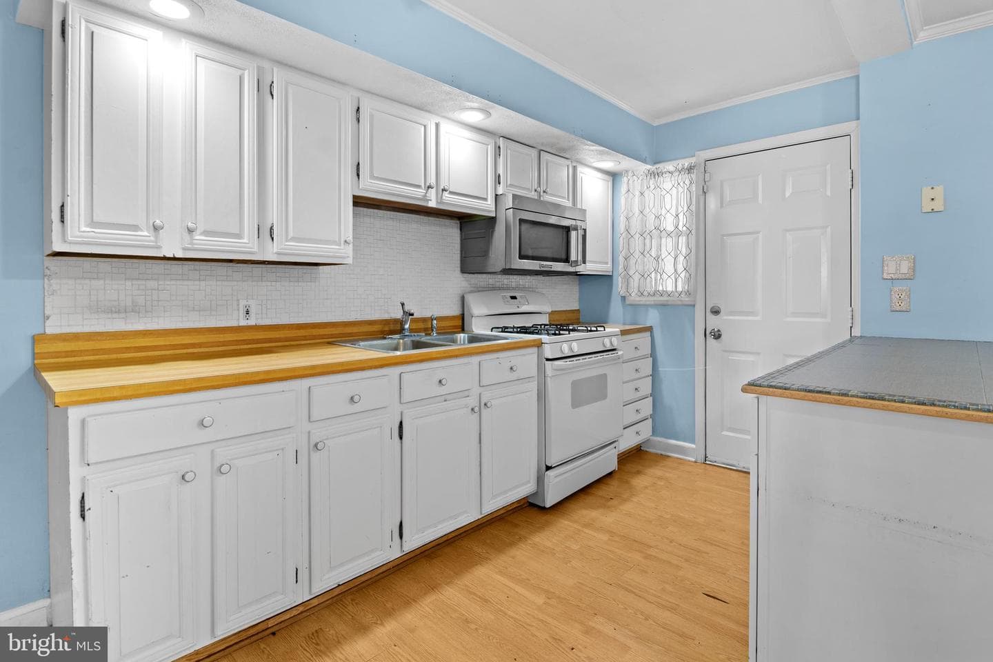 364 Leeanne Road photo 9