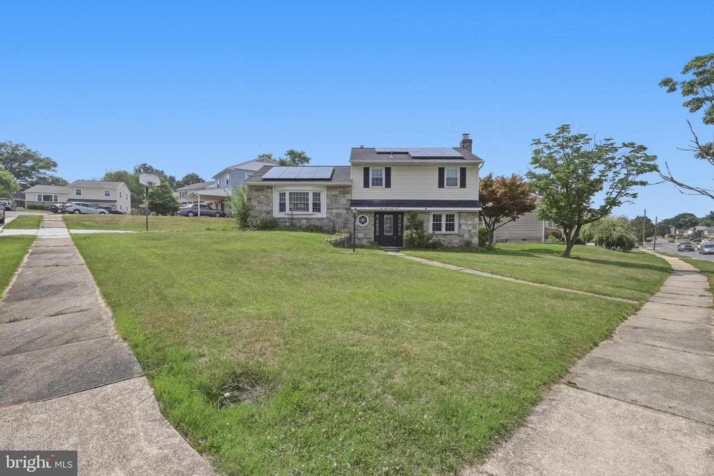 5824 Oakland, Baltimore