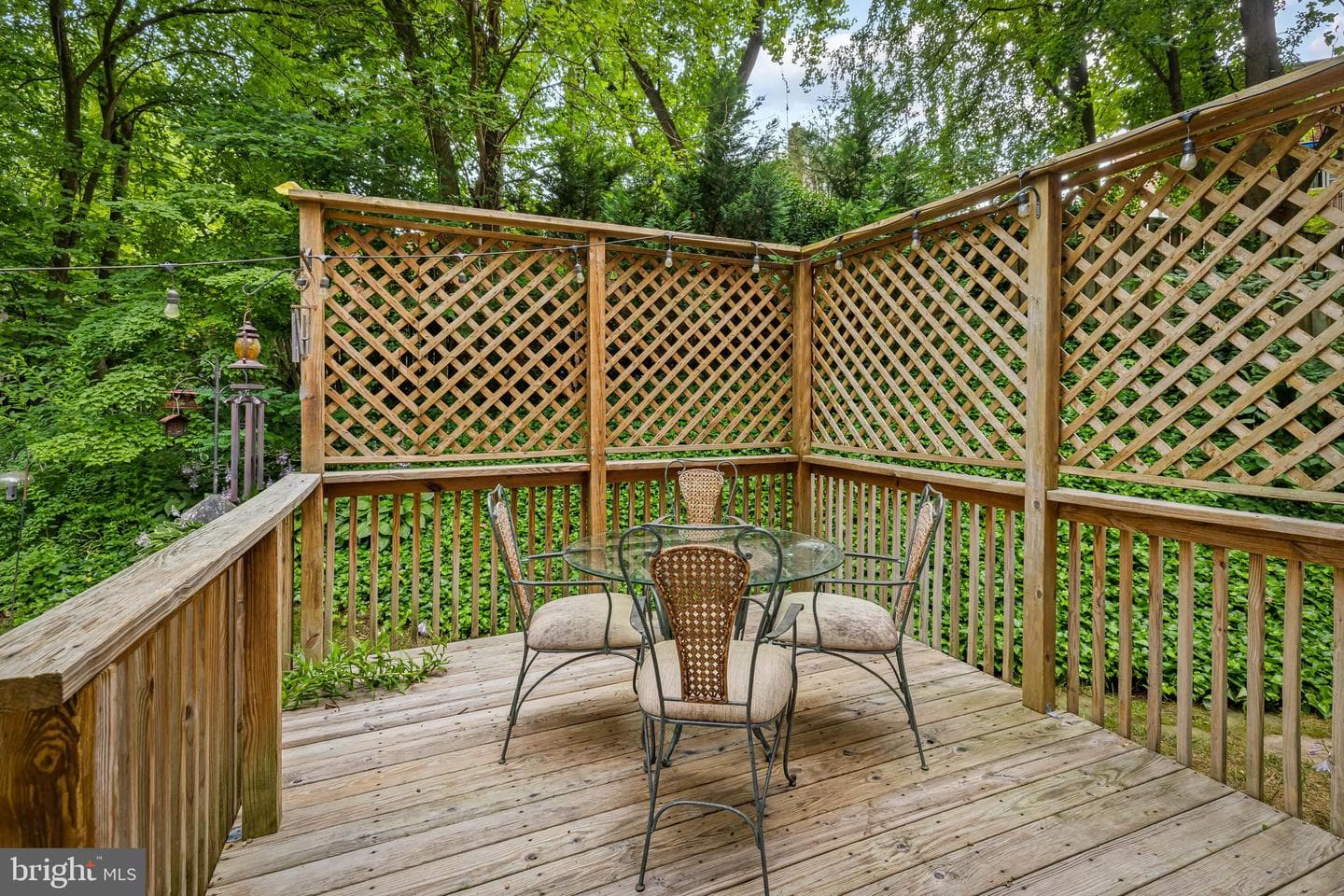 1101 Saint Albans Road photo 38