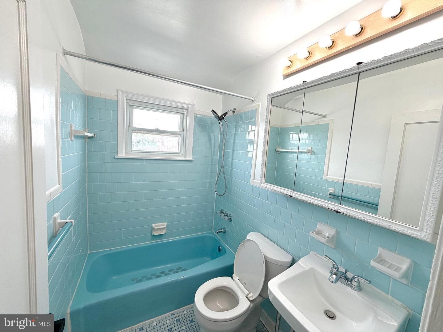 647 Dunwich Way photo 11