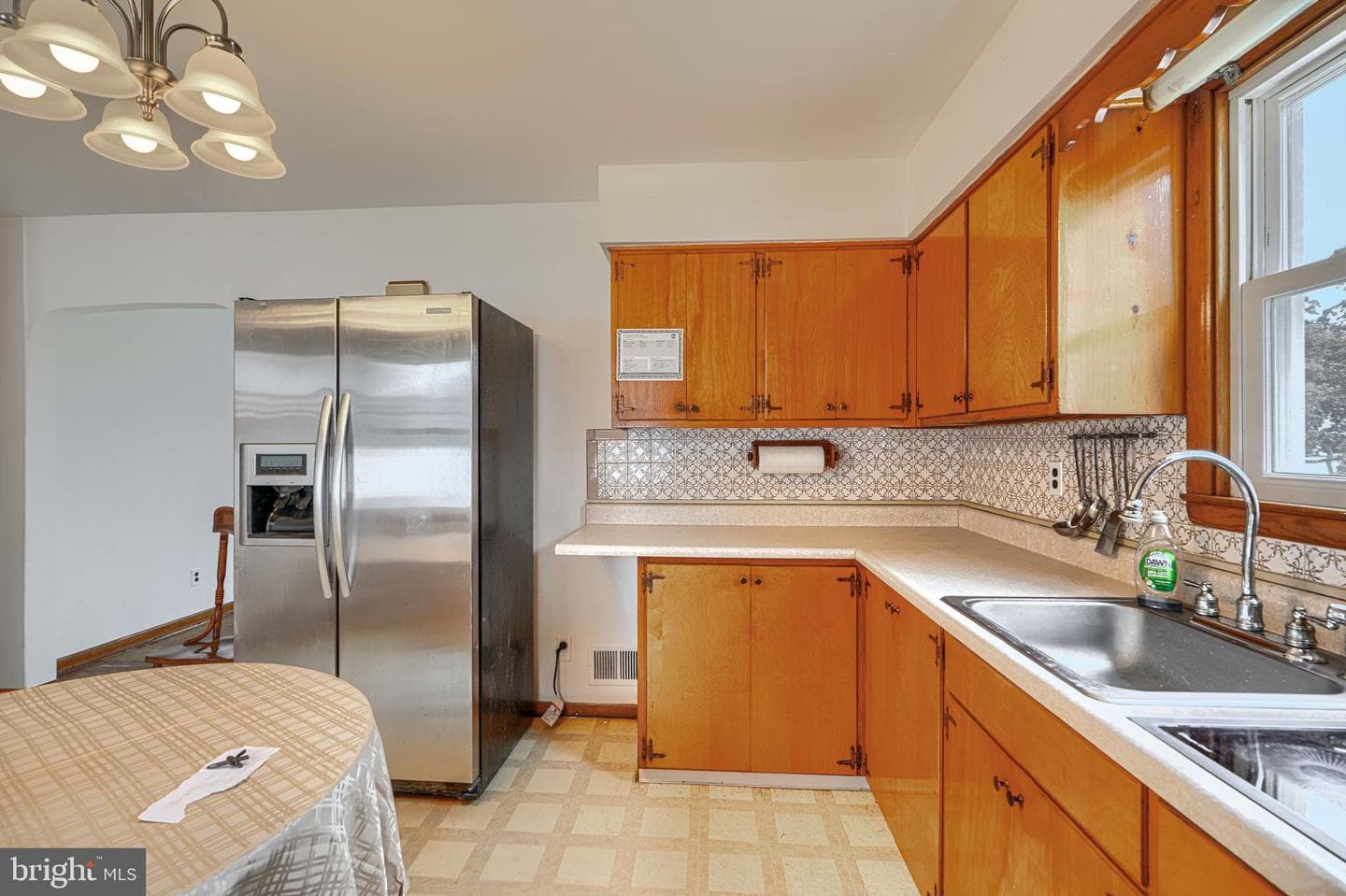 9607 Alda Drive photo 11