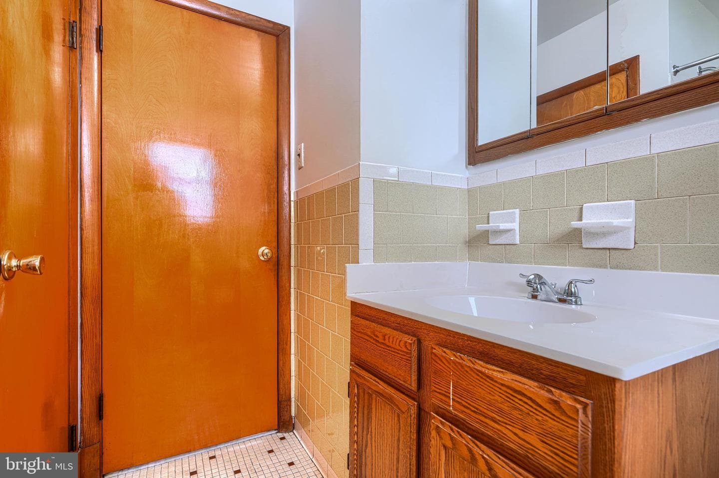 9607 Alda Drive photo 16