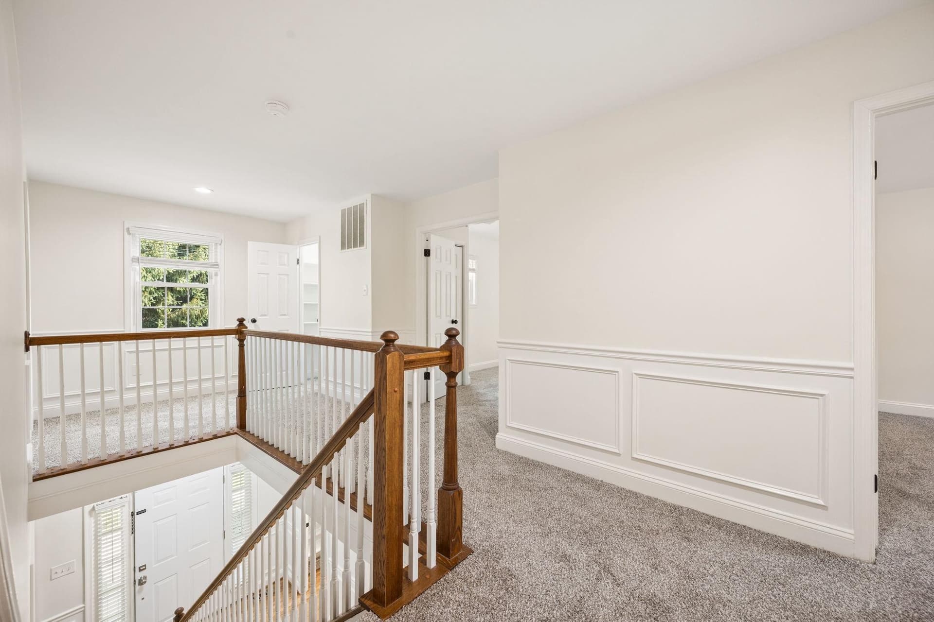 607 Oak Farm Court photo 13