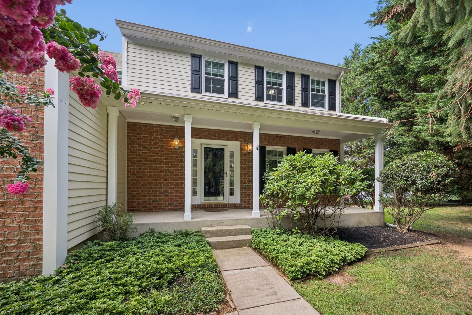 607 Oak Farm Court photo 19