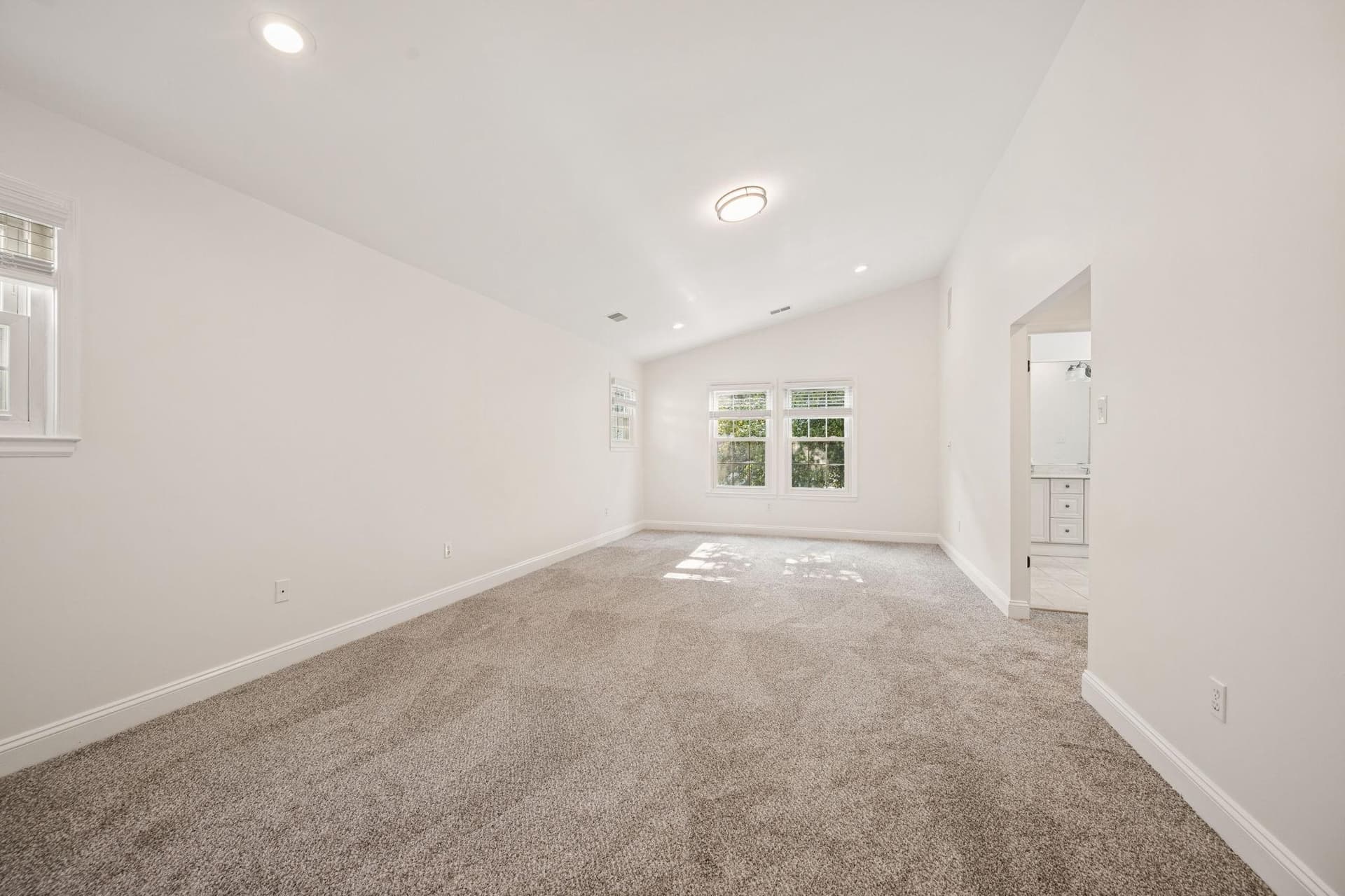 607 Oak Farm Court photo 40