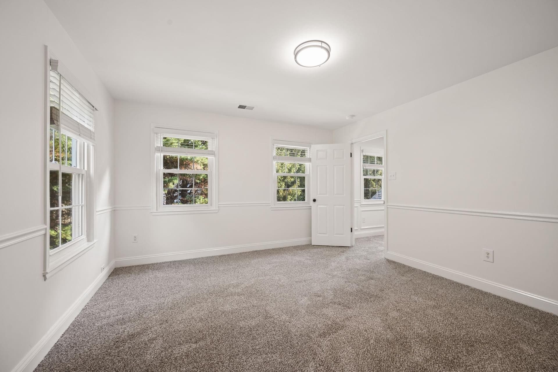 607 Oak Farm Court photo 47