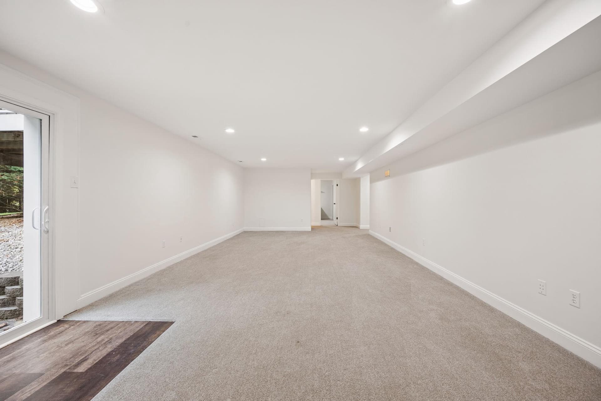 607 Oak Farm Court photo 52
