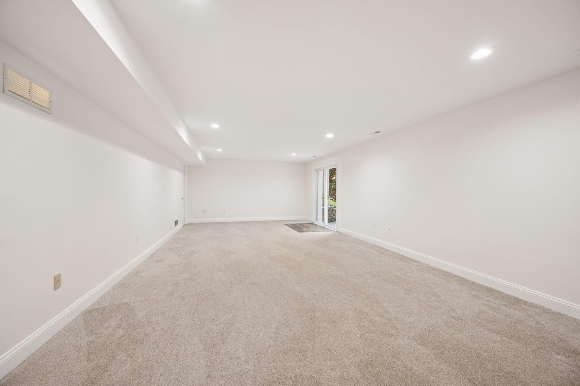 607 Oak Farm Court photo 53