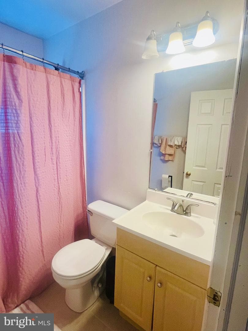 1308 Greenwood photo 13