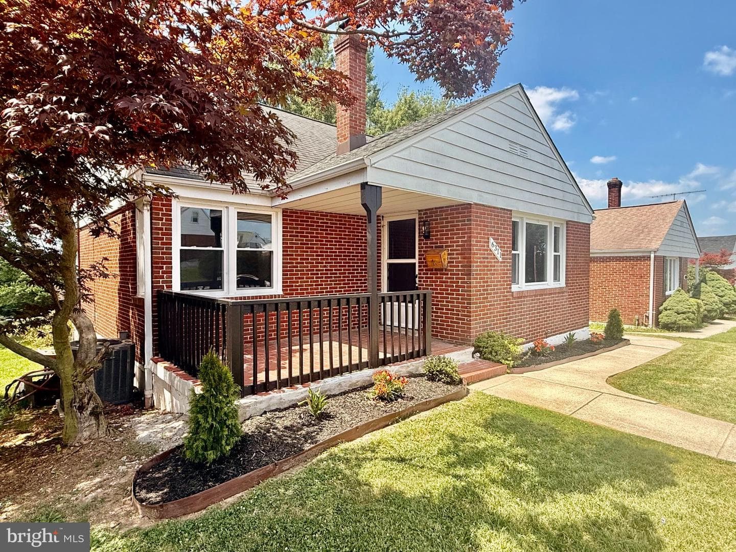 6311 Fieldvale Road photo 4
