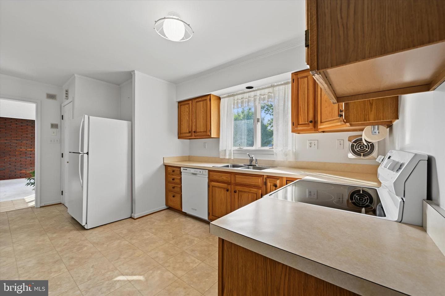 9939 Bird River Road photo 11