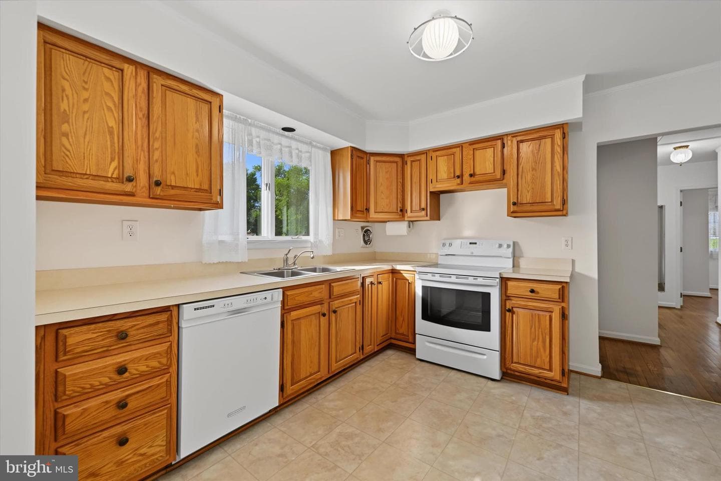 9939 Bird River Road photo 9