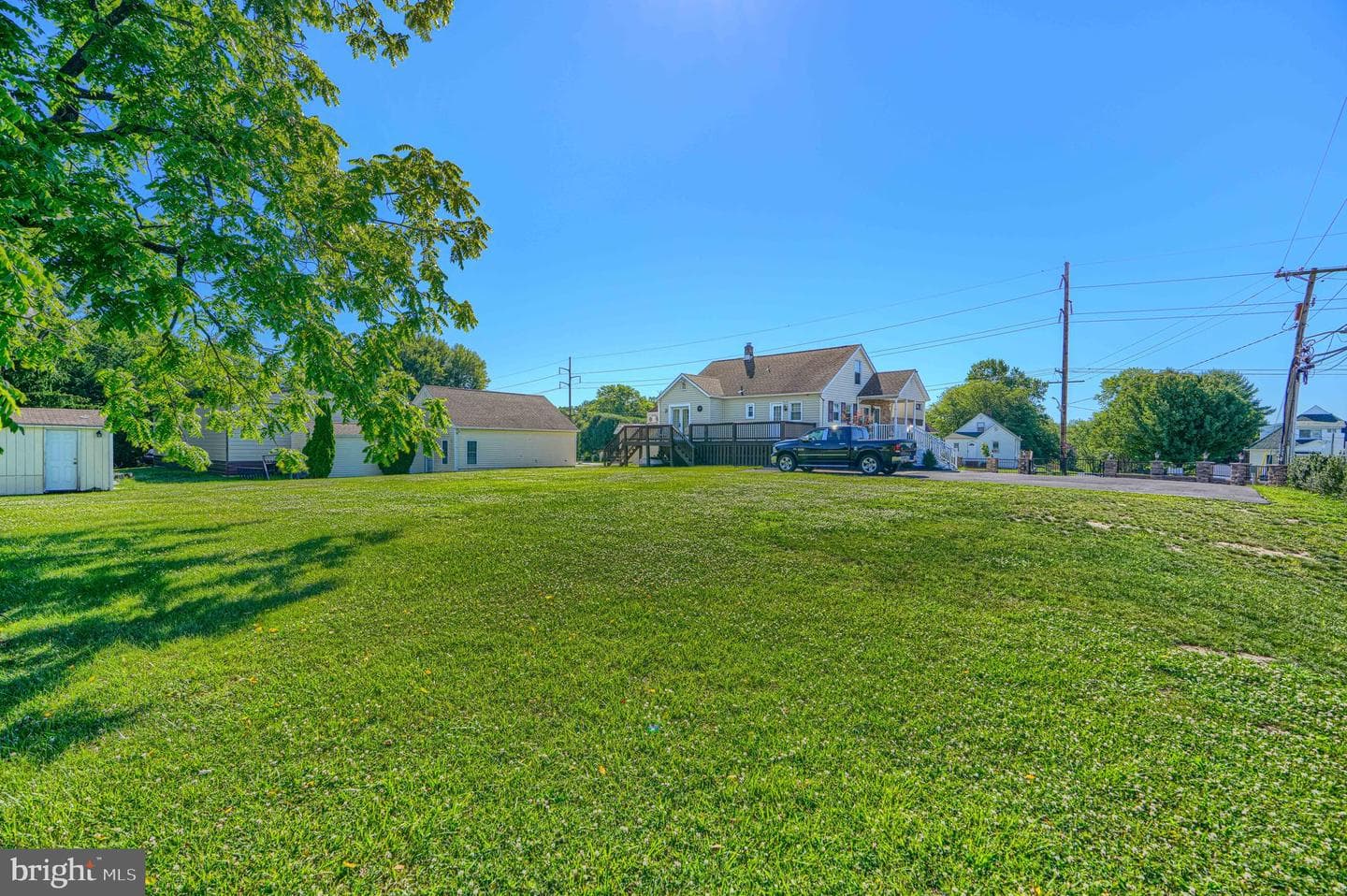 10100 Bird River Rd photo 30