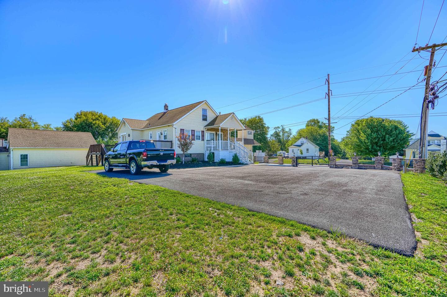 10100 Bird River Rd photo 32