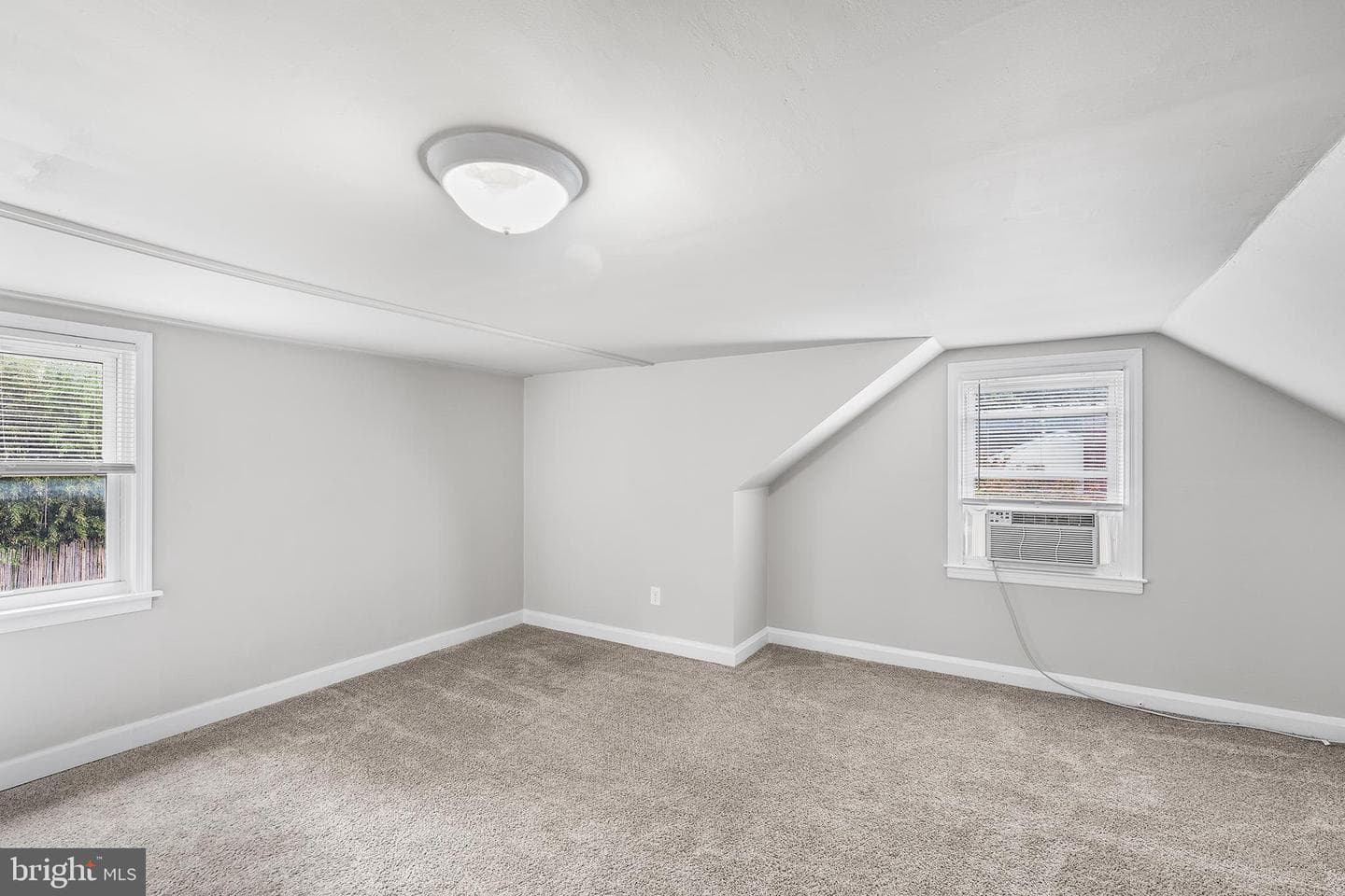 14 Gibbons Boulevard photo 14