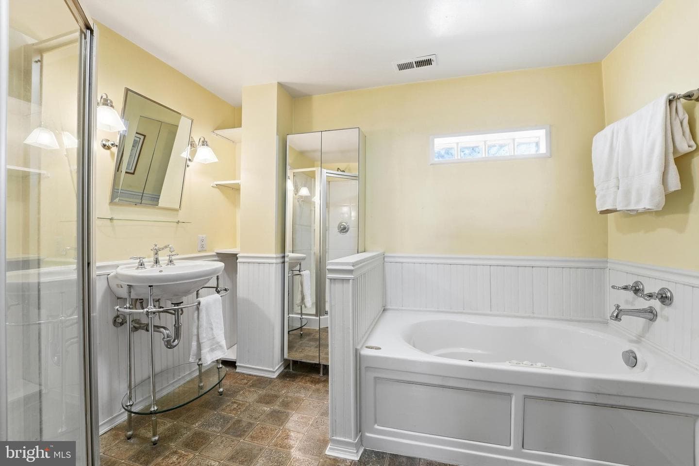 2200 Poplar Road photo 16