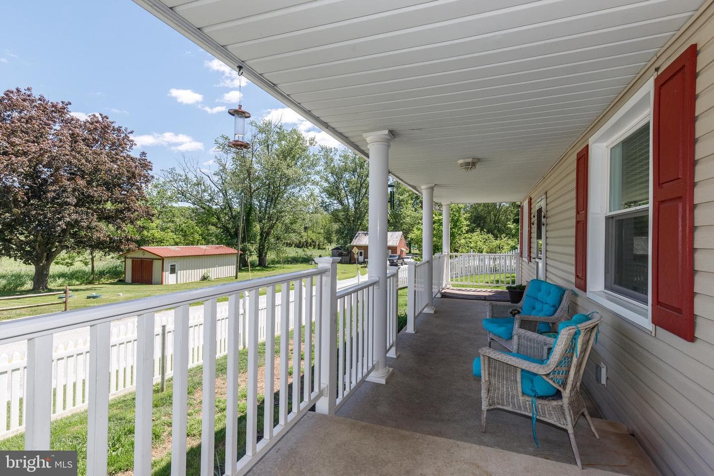 21304 W Liberty Road photo 2