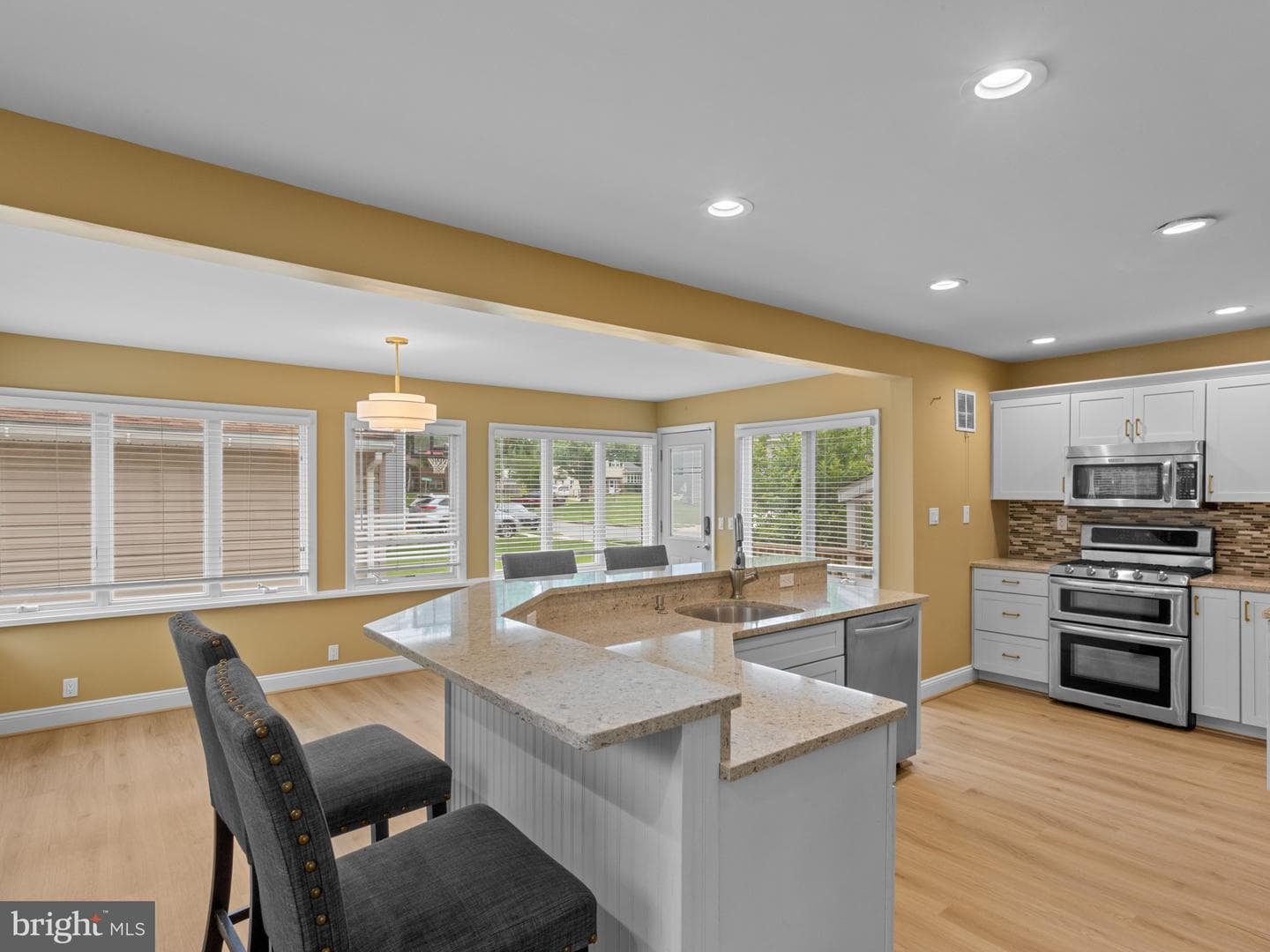 2109 Arlonne Drive photo 9