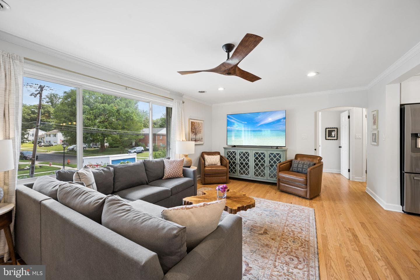 2015 Devere Lane photo 6