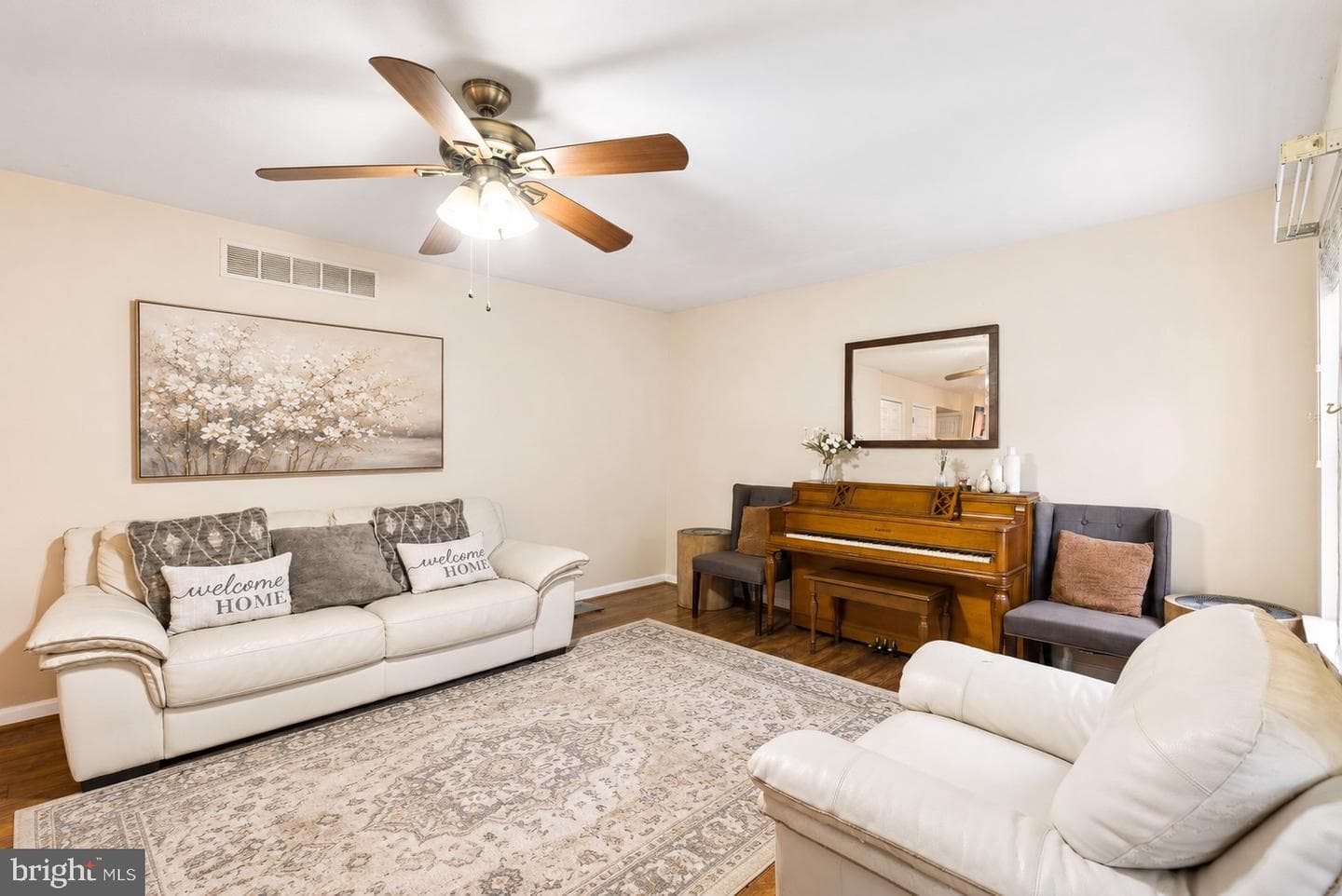 4725 Greencove photo 12