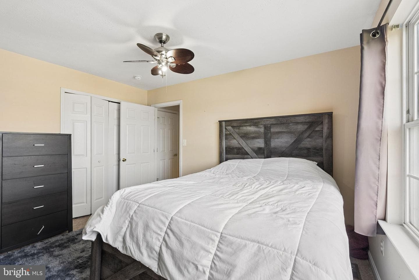 4725 Greencove photo 19
